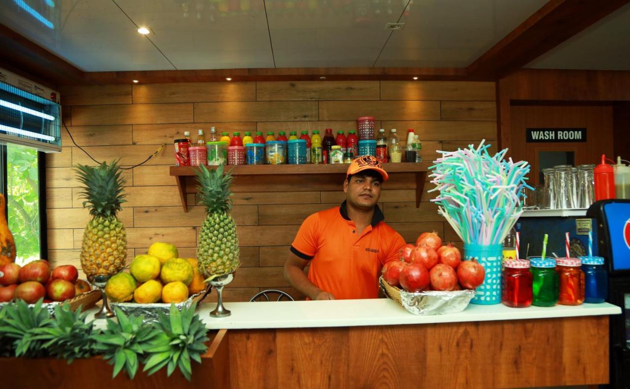 Sree Janardhana Residency Kollam Extérieur photo